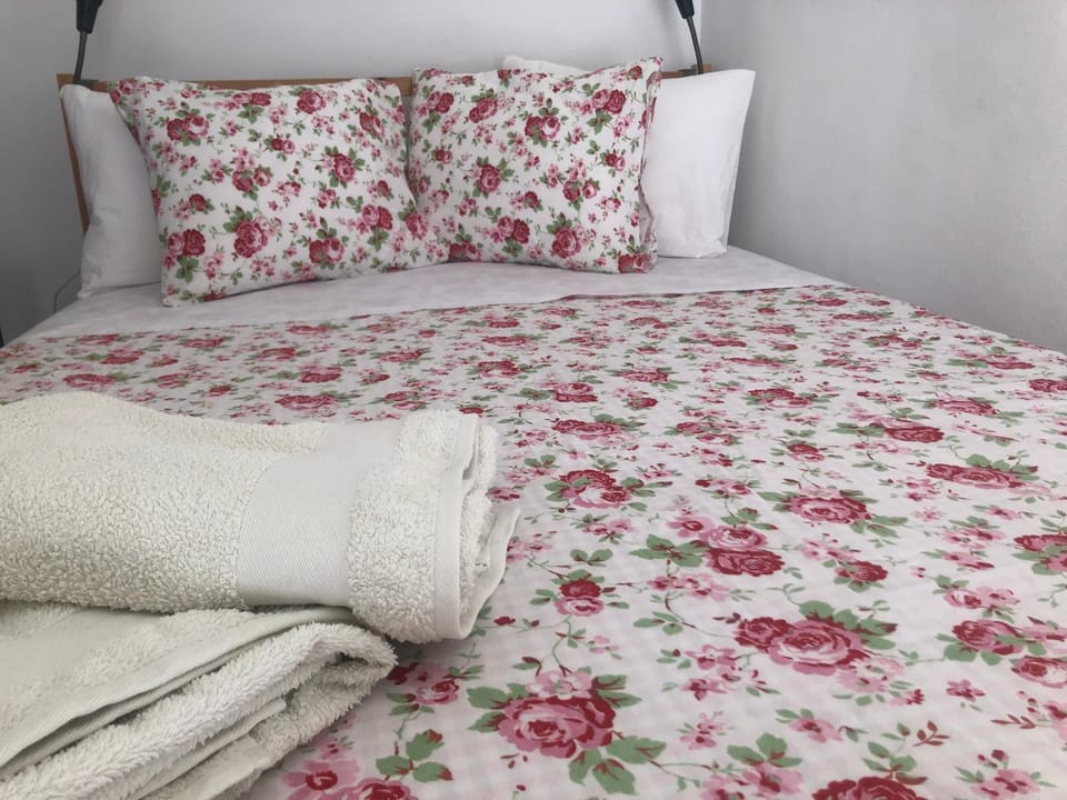 Bed, Decorative detail