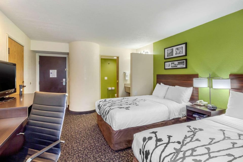 Photo of the whole room, On site