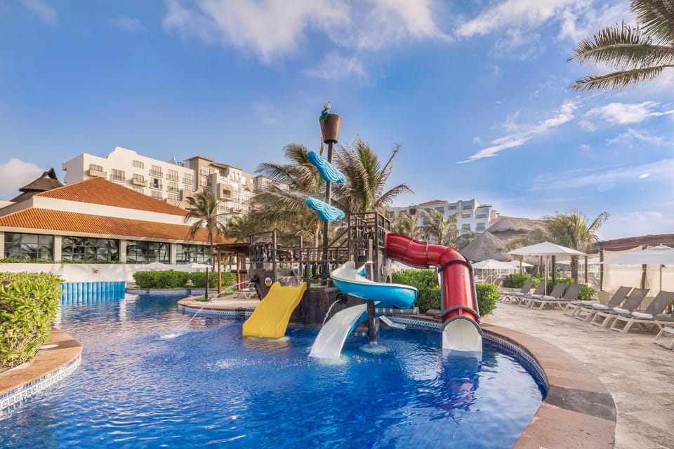 Swimming pool, Swimming pool