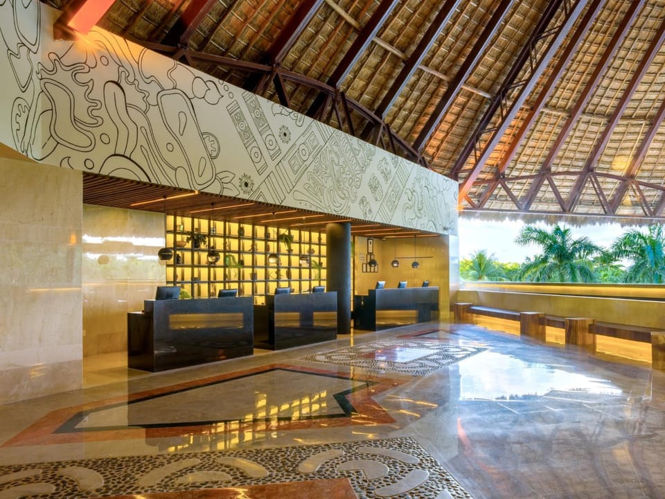 Lobby or reception, On site