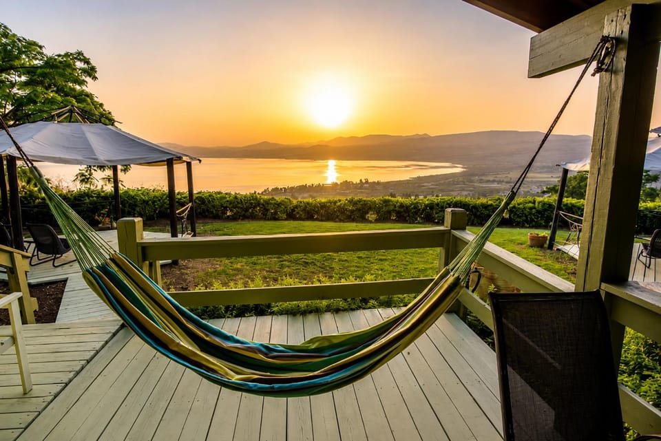 Patio, Natural landscape, View (from property/room), Balcony/Terrace, Lake view, Mountain view, Sunset, sunbed