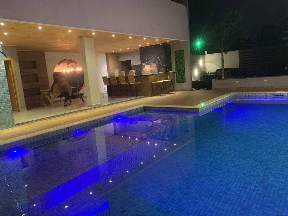 Swimming pool