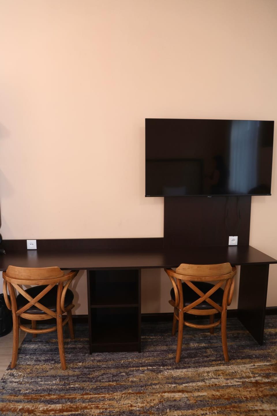 Communal lounge/ TV room, TV and multimedia, Seating area