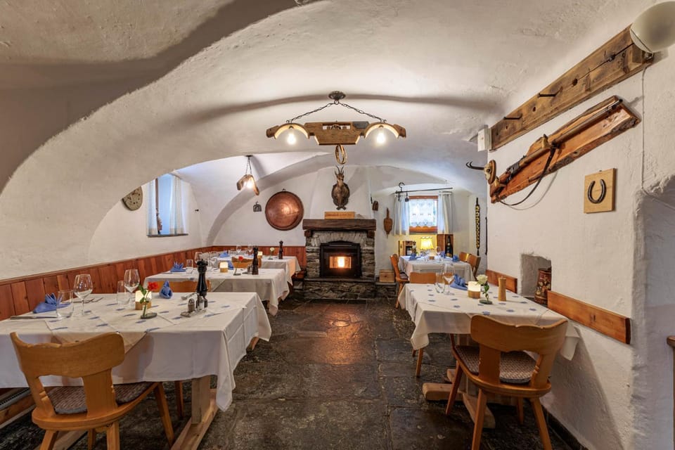 Lardi Hotel & Ristorante, Le Prese Valposchiavo Hotel in Province of Brescia