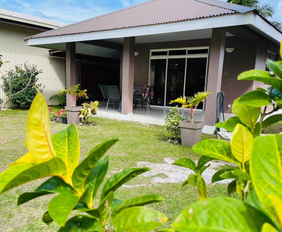 Lokai house Bed and Breakfast in Bora-Bora