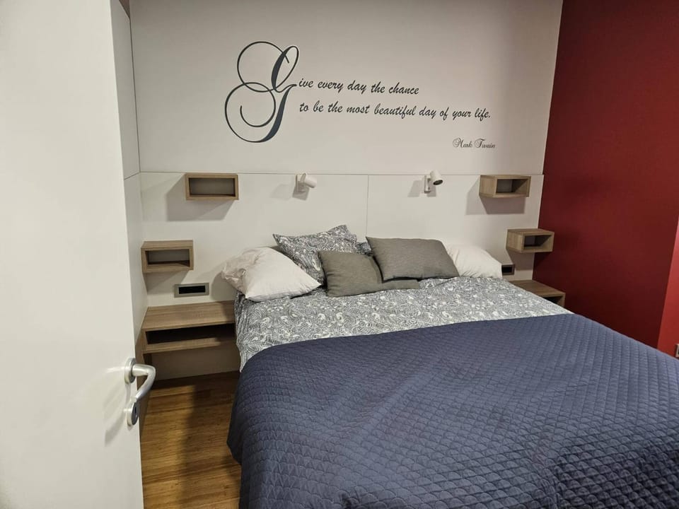 Bed, Bedroom
