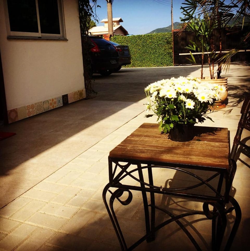 Patio, Decorative detail