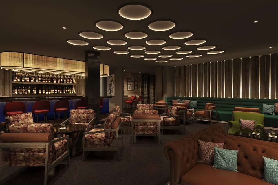 Restaurant/places to eat, Lounge or bar