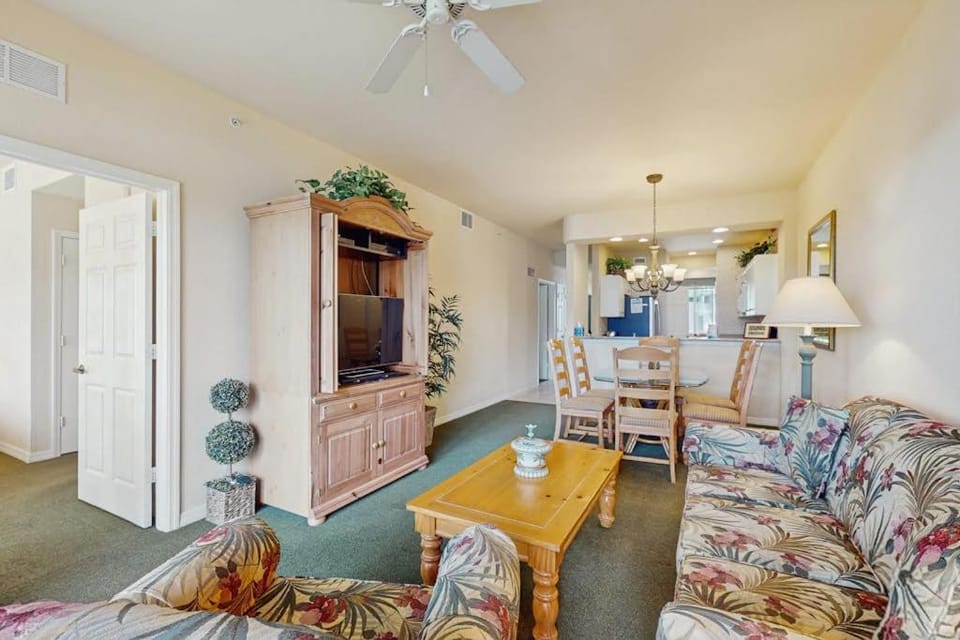 Lovely Lely House in Lely Resort