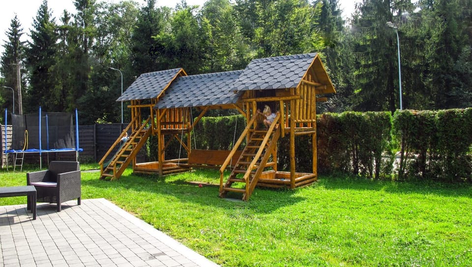 Spring, Day, Natural landscape, Children play ground, Garden, Other, Other, Other, Seating area, Evening entertainment, Garden view