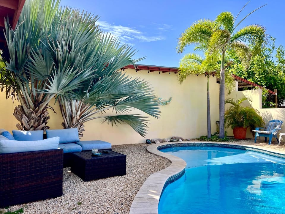 Patio, Garden, Seating area, Garden view, Pool view, Swimming pool, sunbed