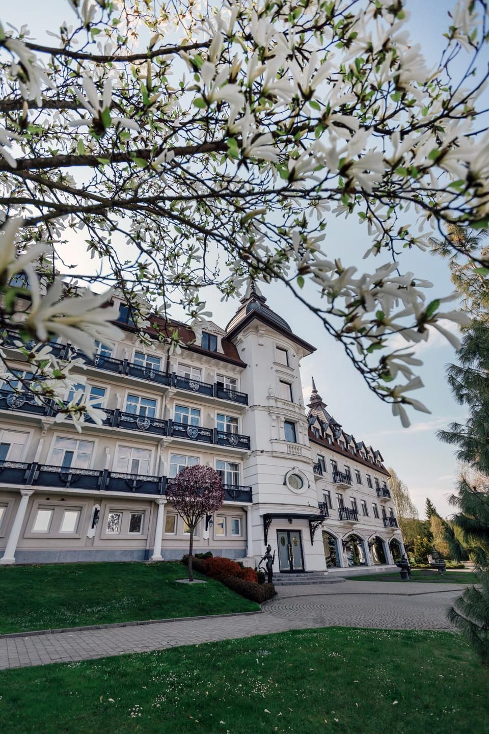Property building, Spring, Day