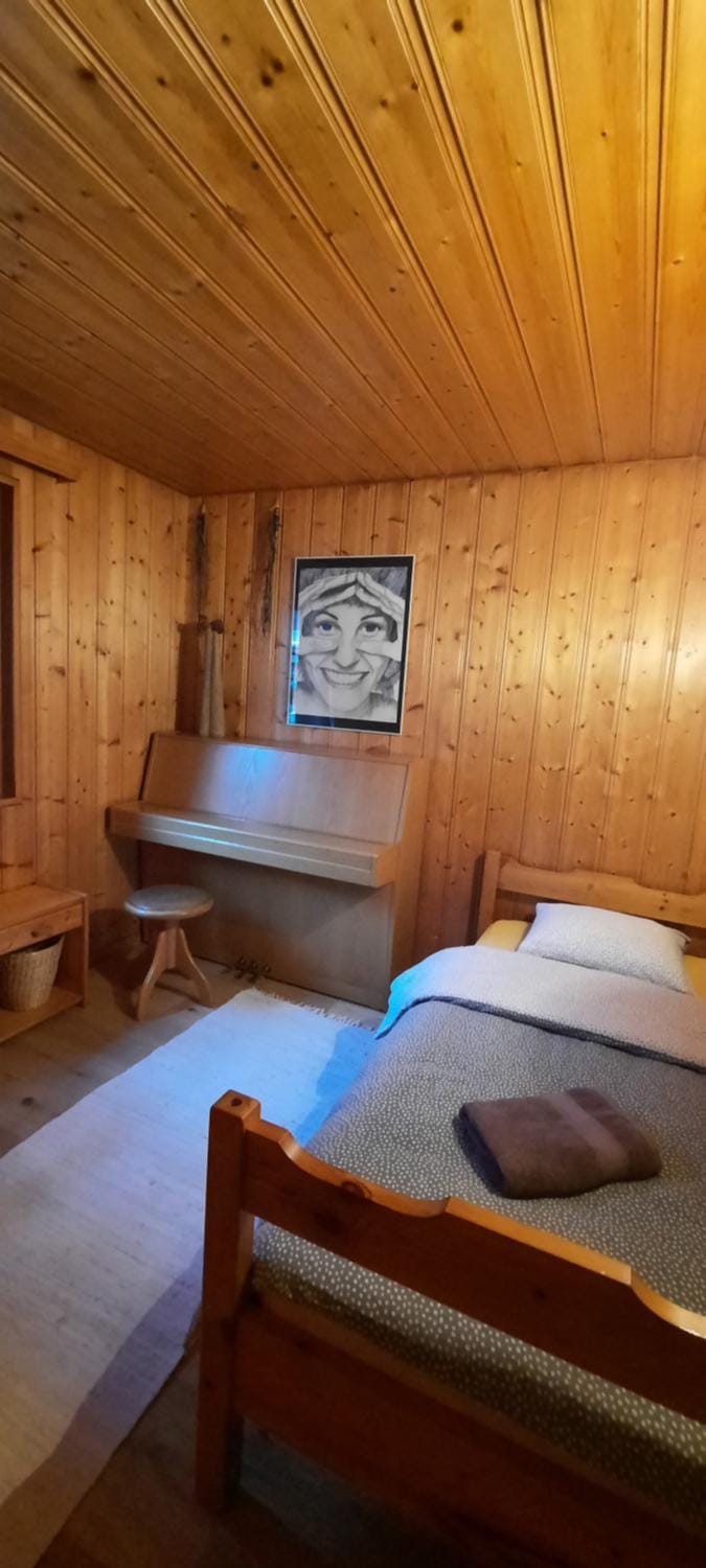 Bed, Photo of the whole room