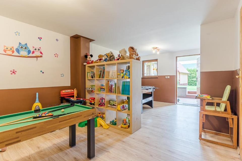 Children play ground, Kids's club