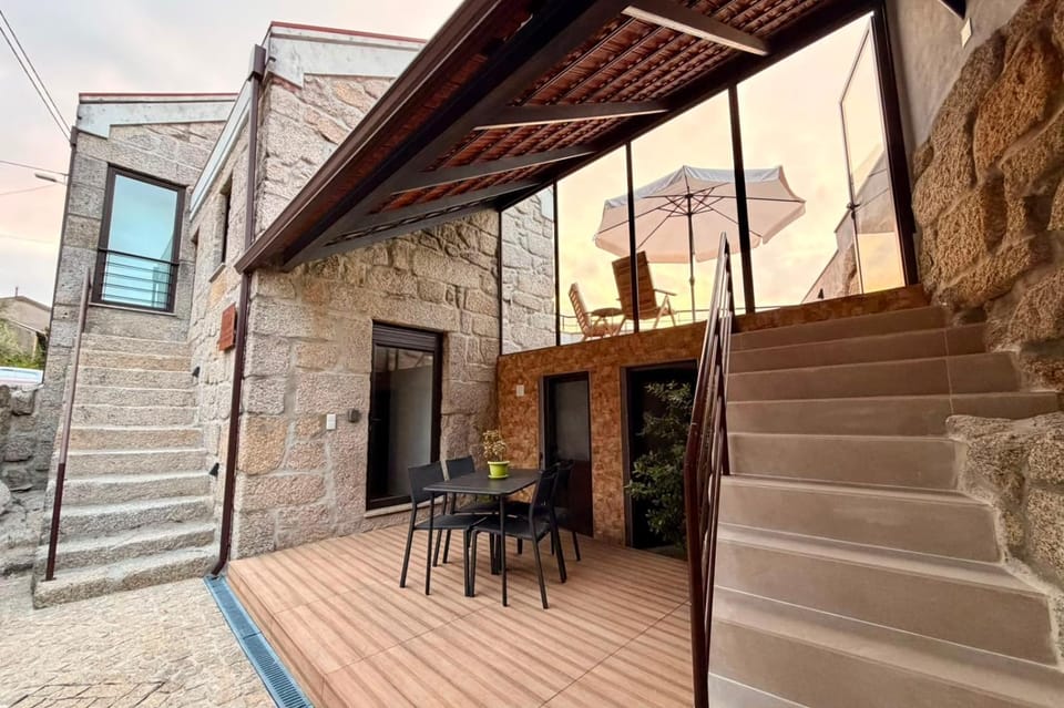 Patio, Balcony/Terrace