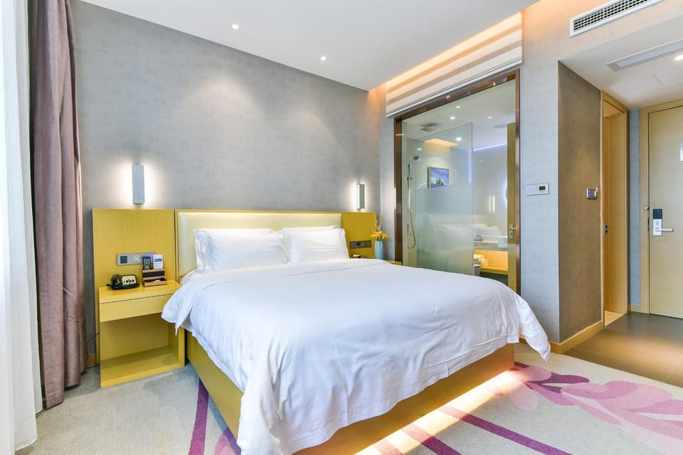 Lavande Hotel Shanghai Jiading Xincheng Stadium Branch Hotel in Shanghai