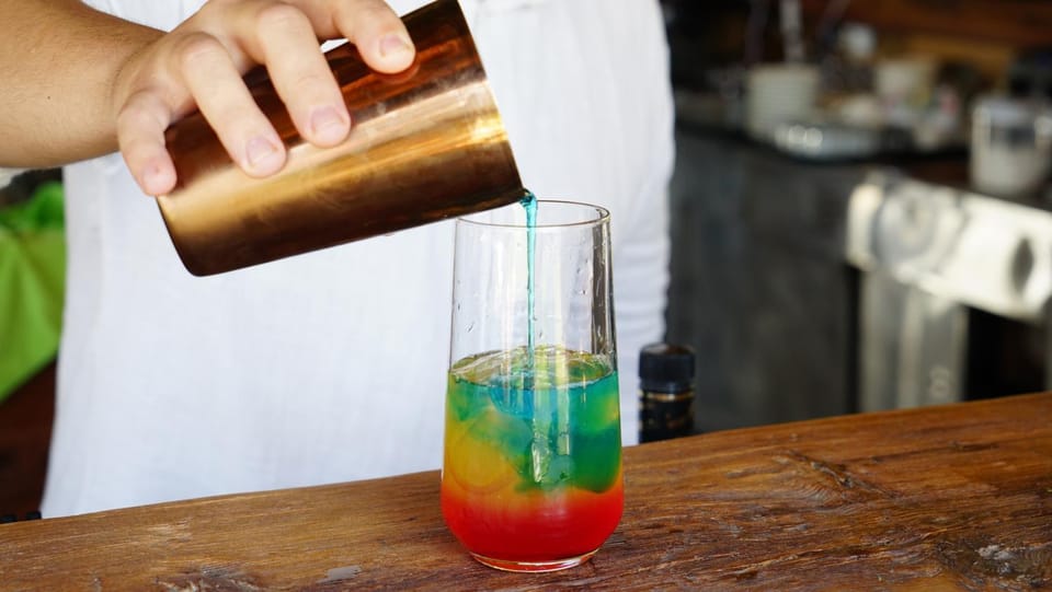 Lounge or bar, Alcoholic drinks, Alcoholic drinks