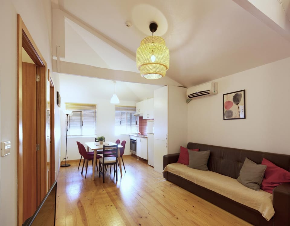 Kitchen or kitchenette, Living room, Dining area