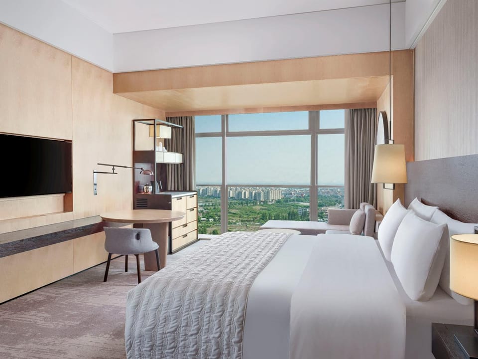 Bed, View (from property/room), Bedroom