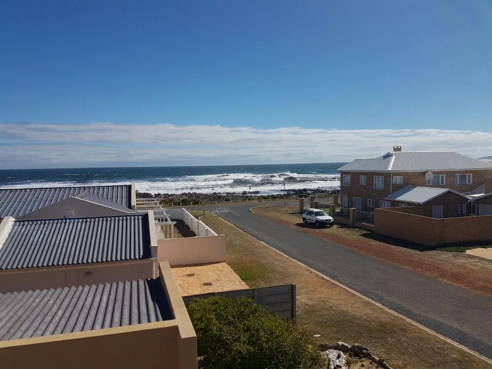 HERMANUS , SANDBAAI holiday house House in Western Cape