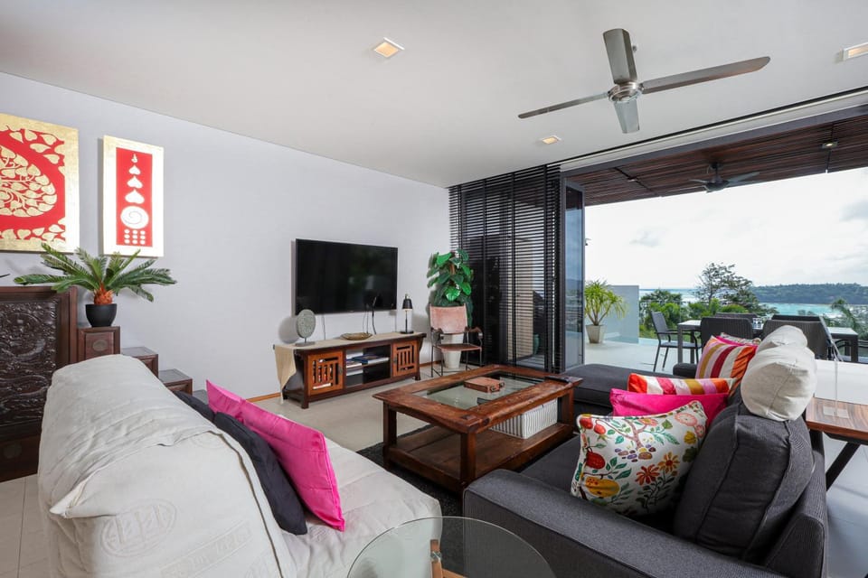 Living room, Sea view