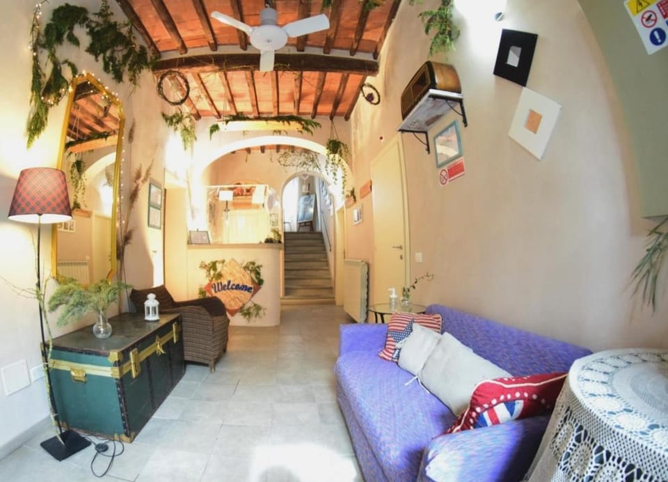 - Il Casale Toscano - 1900 mt from Leaning Tower of Pisa - Checkin from 3pm - Room rental only - No Breakfast - Free Parking - Country House in Pisa