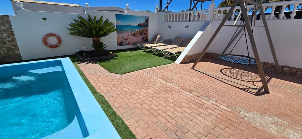 2 Schlafzimmer - ruhige Lage - Pool - Parkplatz Apartment in Tías