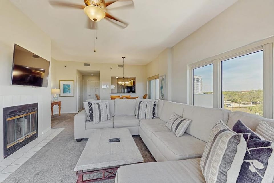 TOPS'L Beach Manor I House in Miramar Beach