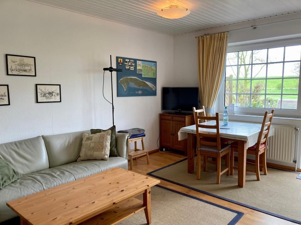 Haus Fregatte Whg 1 Apartment in Friesland