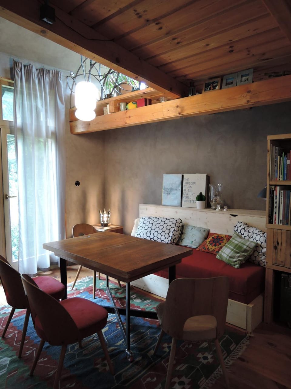 Seating area