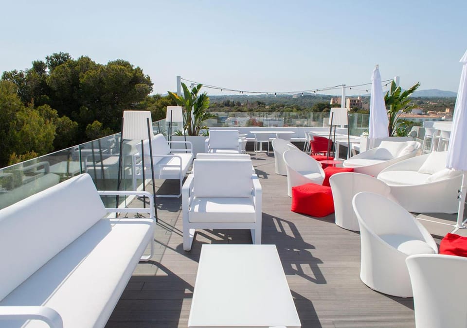 Day, Natural landscape, View (from property/room), Balcony/Terrace