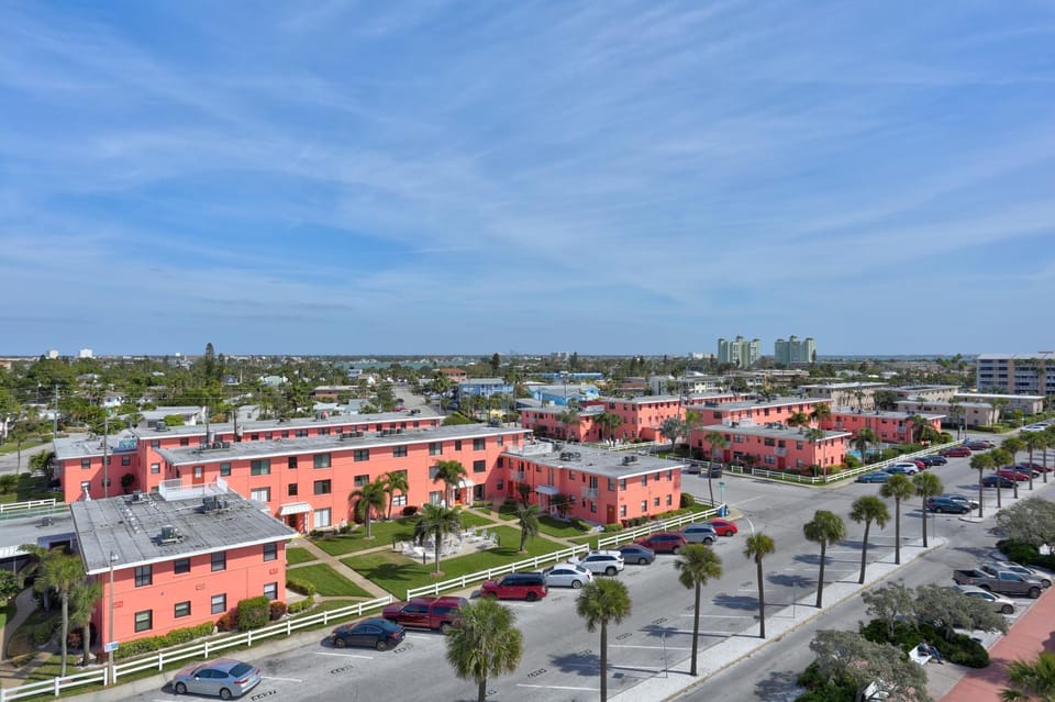 Property building, Bird's eye view