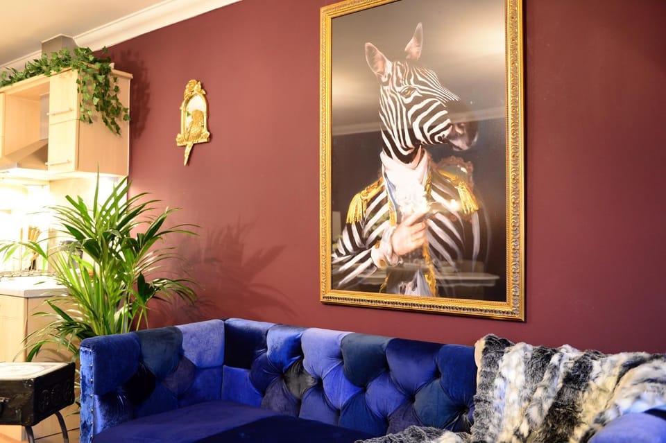 Living room, Decorative detail, Seating area