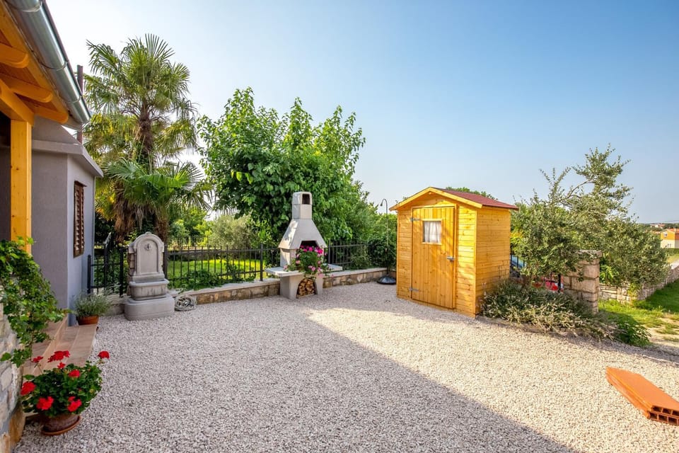Apartment Li Apartment in Istria County
