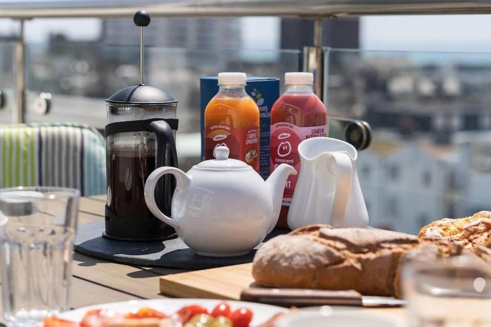SeaBrighton Penthouse with private sea view roof terraces Apartment in Hove