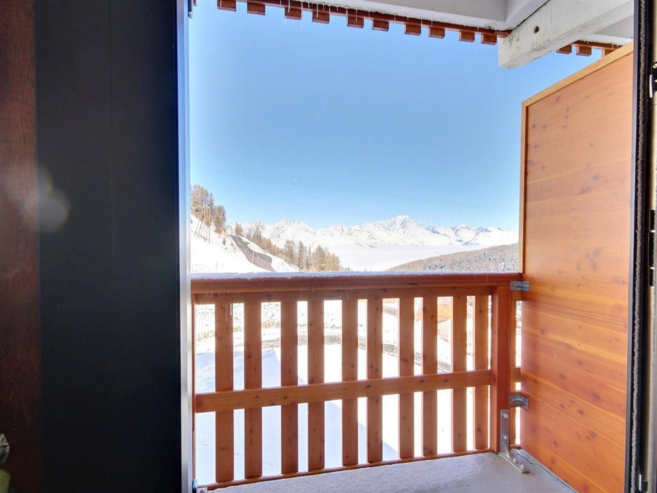 Studio cosy avec balcon et vue Mont-Blanc à La Plagne - FR-1-455-131 Apartment in Mâcot-la-Plagne