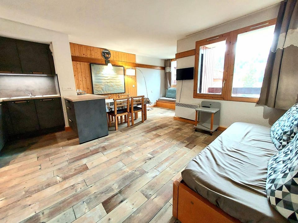 Appartement traditionnel avec balcon à Plagne 1800 - FR-1-351-52 Apartment in Mâcot-la-Plagne