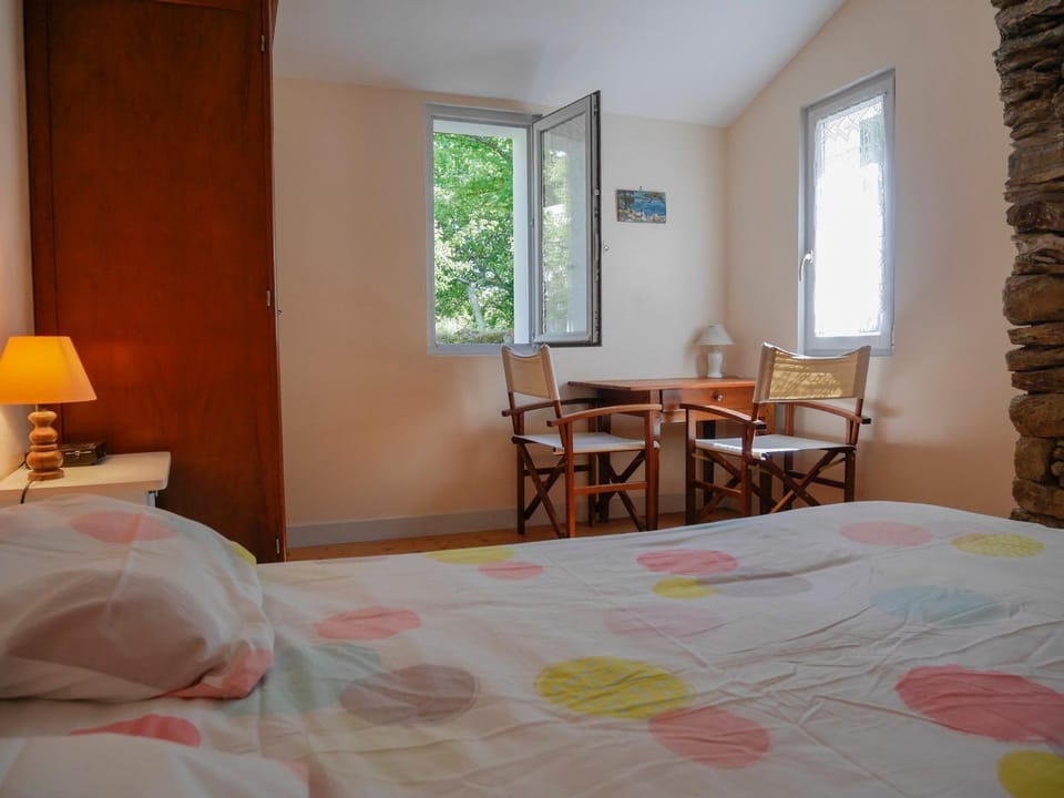 Maison de pays à Locmaria, proche plage, animaux admis - FR-1-418-158 House in Locmaria