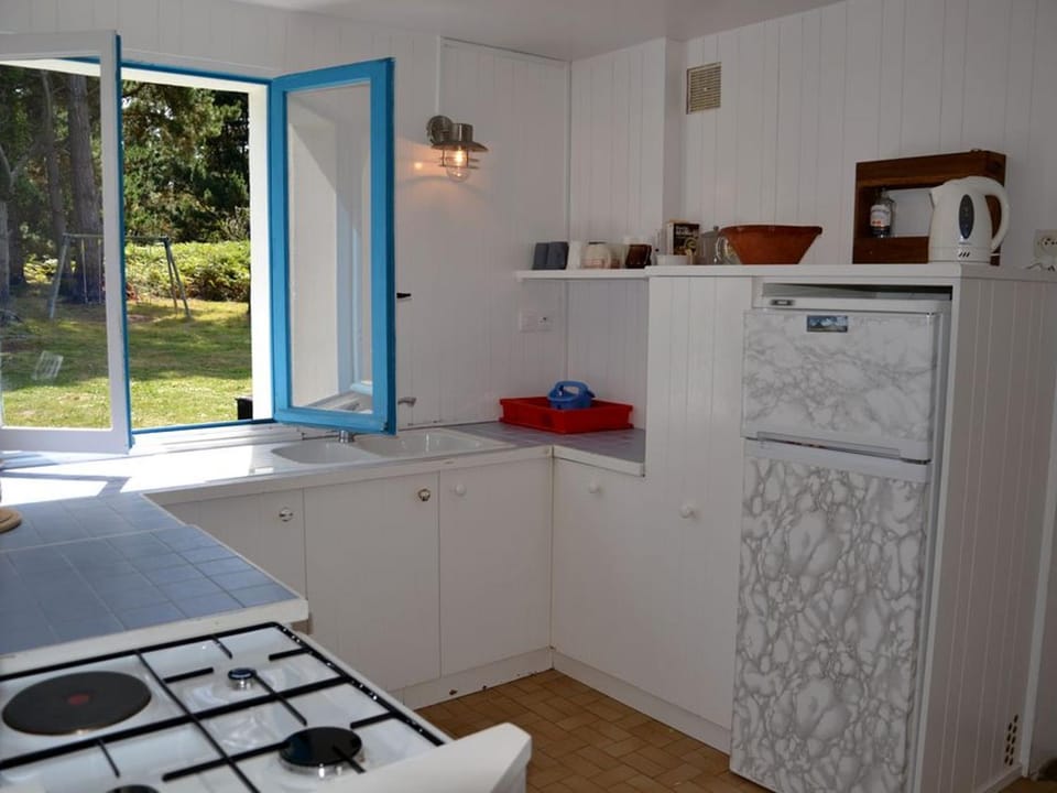 Maison 4 chambres avec vue sur mer, jardin et animaux admis à 50m de la plage - FR-1-418-159 House in Brittany
