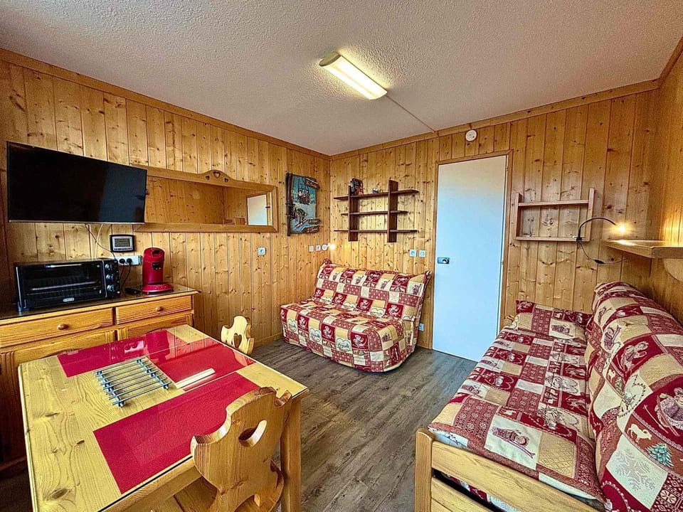 Studio cosy pour 2 à La Croisette, ski aux pieds, parfait pour couples - FR-1-452-115 Apartment in Les Allues