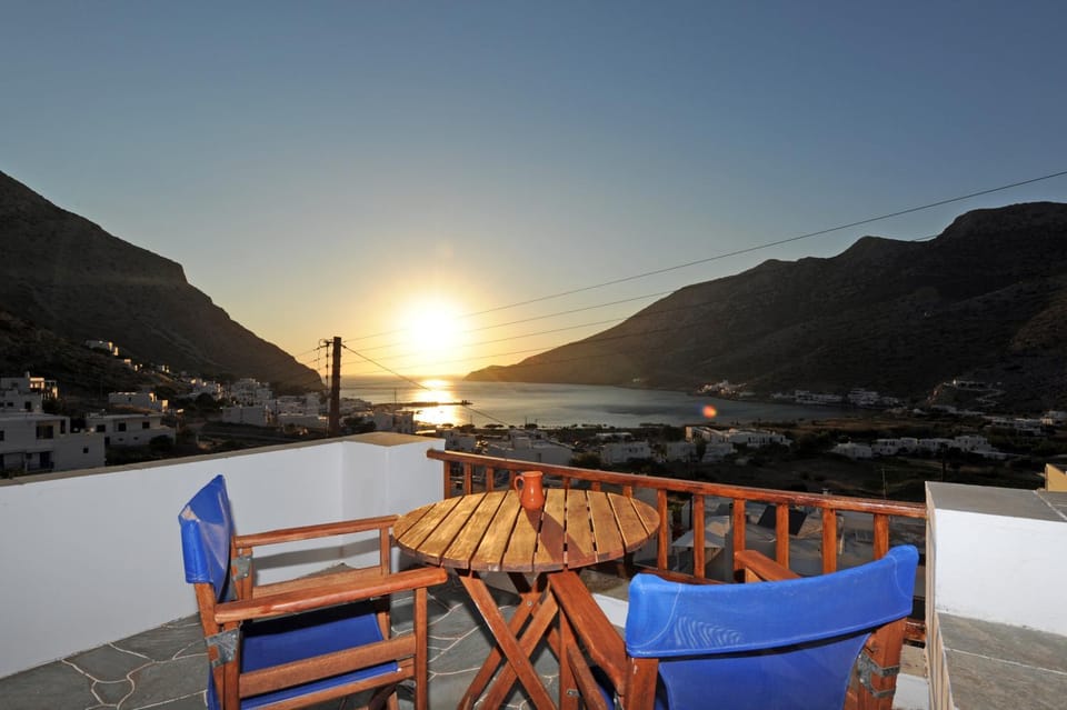 View (from property/room), Sea view, Sunset