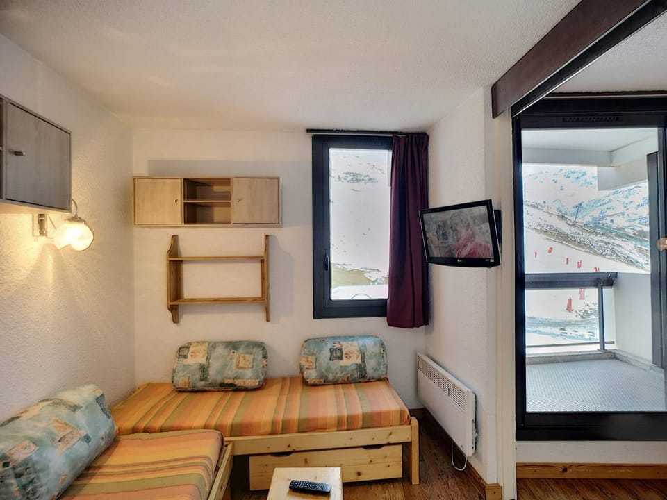 2 pièces 5 pers, pieds des pistes, Les Menuires - FR-1-178-300 Apartment in Les Allues