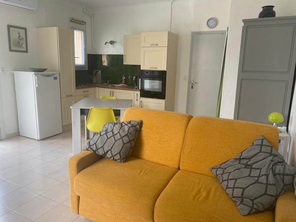 studio, jardin, parking à 100 m de la plage Apartment in Argeles-sur-Mer