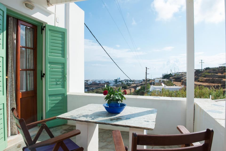 Landmark view, Sea view, Street view