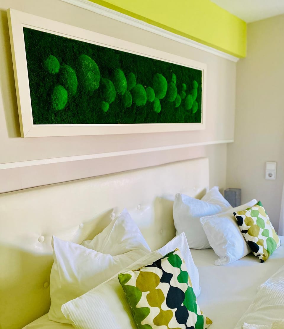 Bed, Decorative detail