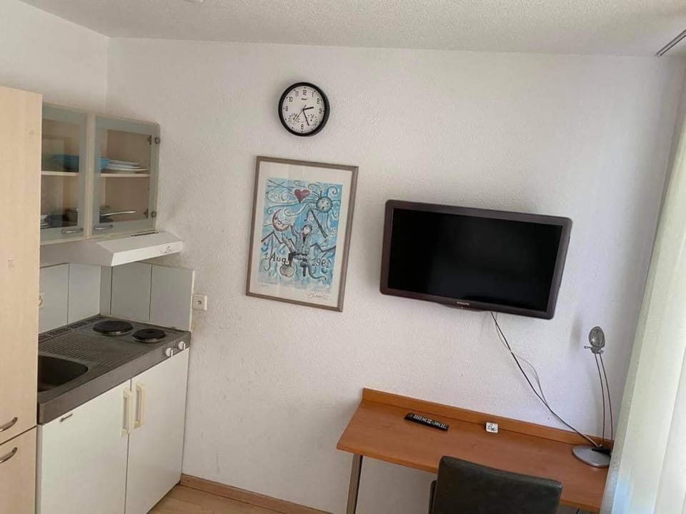 TV and multimedia, Kitchen or kitchenette