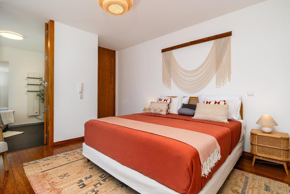 Valley View-Villa with heated pool and sauna Villa in Madeira District