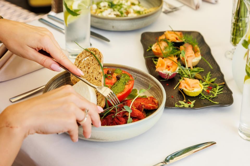 Restaurant/places to eat