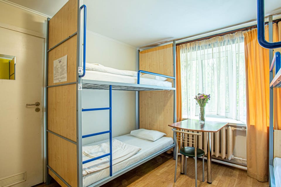 Photo of the whole room, bunk bed