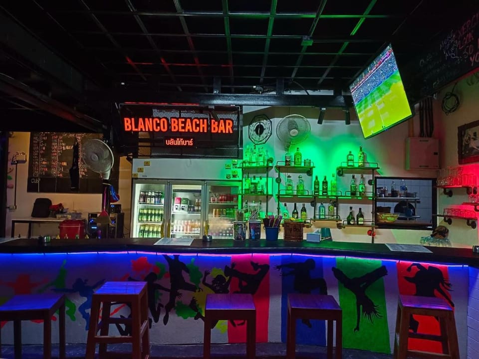 Blanco Beach Bar Hostel Hostel in Krabi Changwat